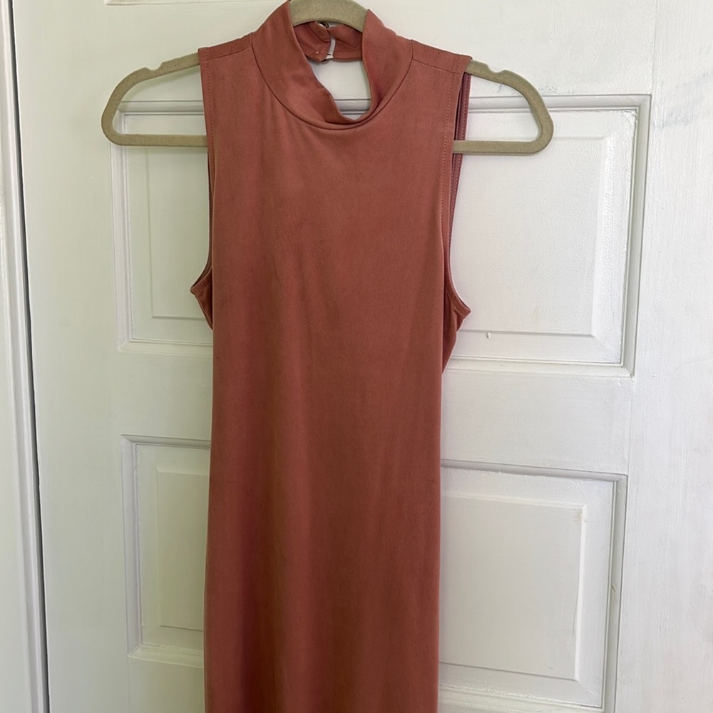 Windsor Pink Velvet Dress - Size Medium
